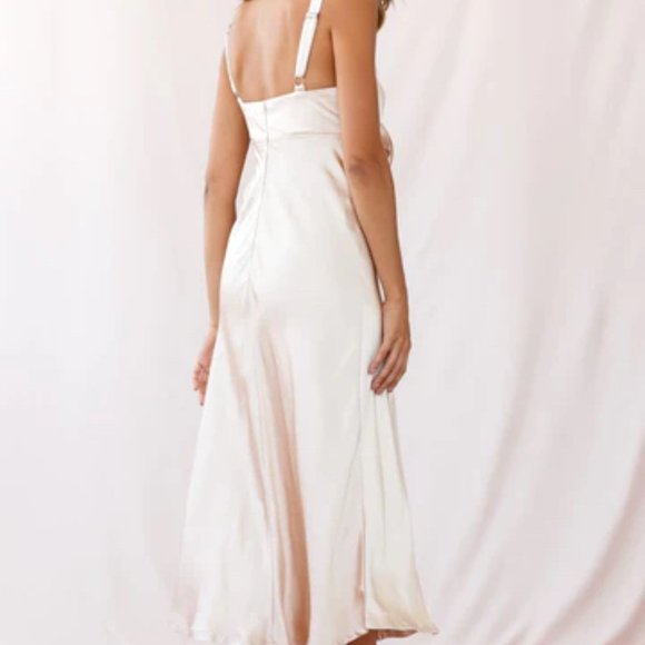 Selfie Leslie Perfect Day Satin Midi Dress in Gold - Size Small - Picture 2 of 10